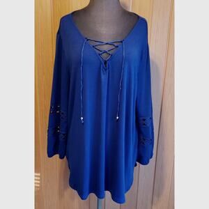 Hannah size XL deep navy blue long sleeve knit blouse